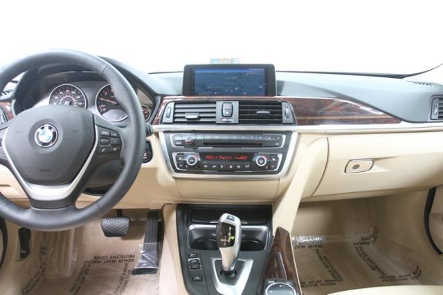 BMW iDrive Infotainment Center